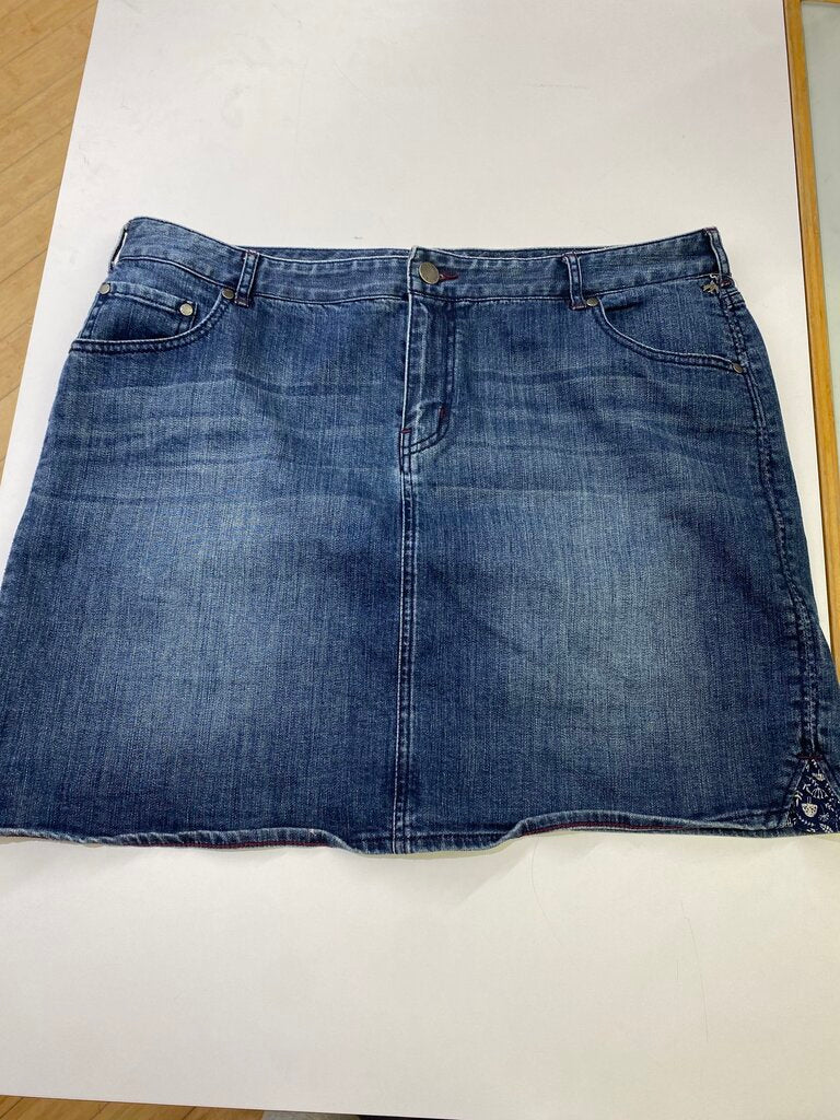 White Stuff denim skirt 14(UK 18)