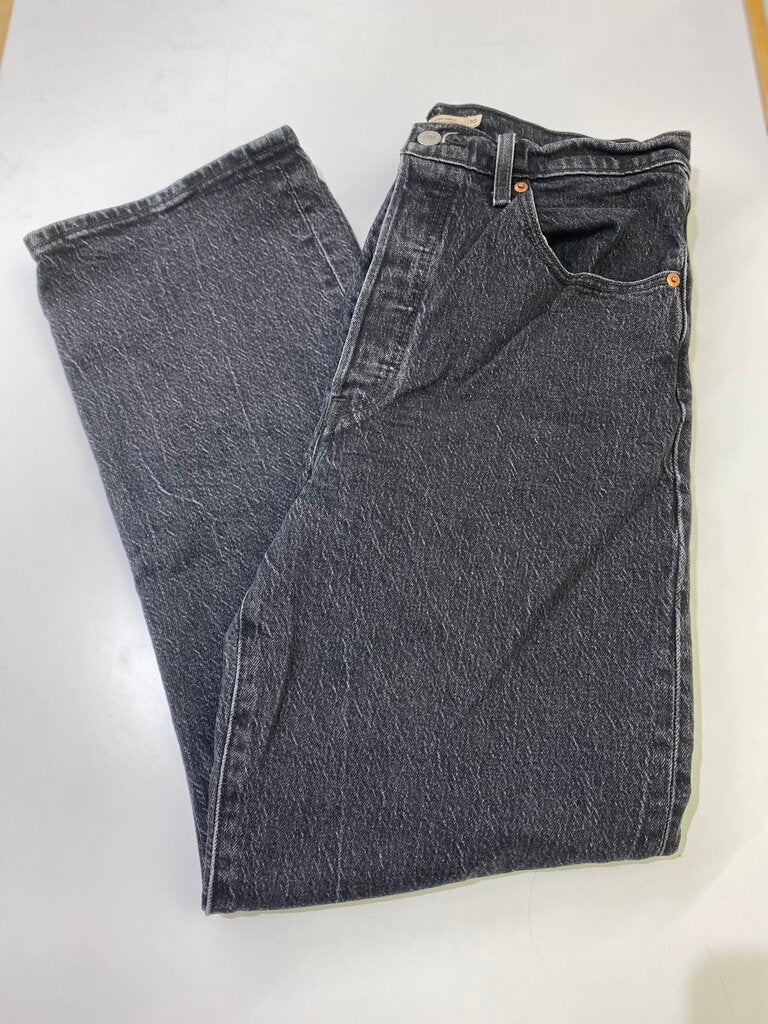 Levis ribcage Straight ankle jeans 30