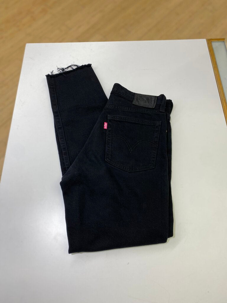Levis wedgie jeans 25