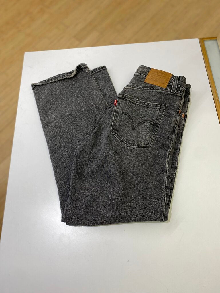 Levis ribcage straight ankle 26