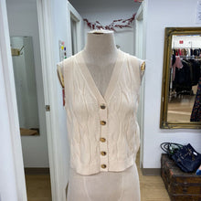 Load image into Gallery viewer, a new day knit vest XS
