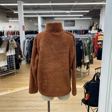 Load image into Gallery viewer, Eddie Bauer fuzzy sweater L
