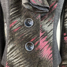 Load image into Gallery viewer, Vex knit cardi/blazer 38

