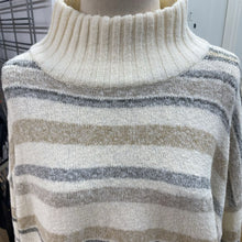 Load image into Gallery viewer, Eddie Bauer sweater L
