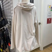 Load image into Gallery viewer, The North Face fleece sweater XL
