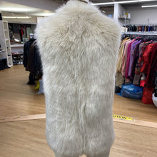 Load image into Gallery viewer, Club Monaco faux fur vest XS
