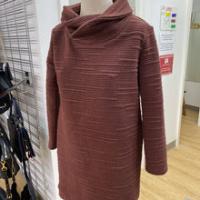 Load image into Gallery viewer, Cokluch quilted dress NWT S
