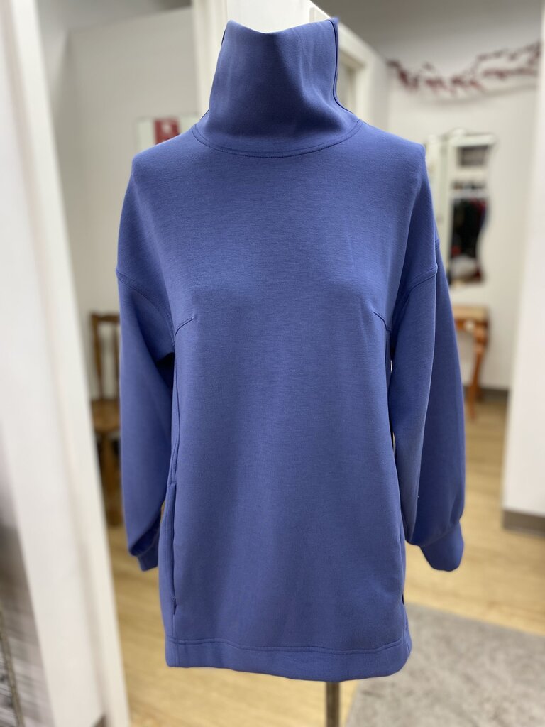 Lululemon long popover 4