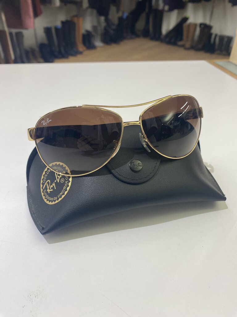 Rayban aviators