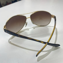 Load image into Gallery viewer, Rayban aviators
