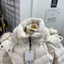 Load image into Gallery viewer, Zara down coat NWT M
