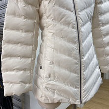 Load image into Gallery viewer, Zara down coat NWT M
