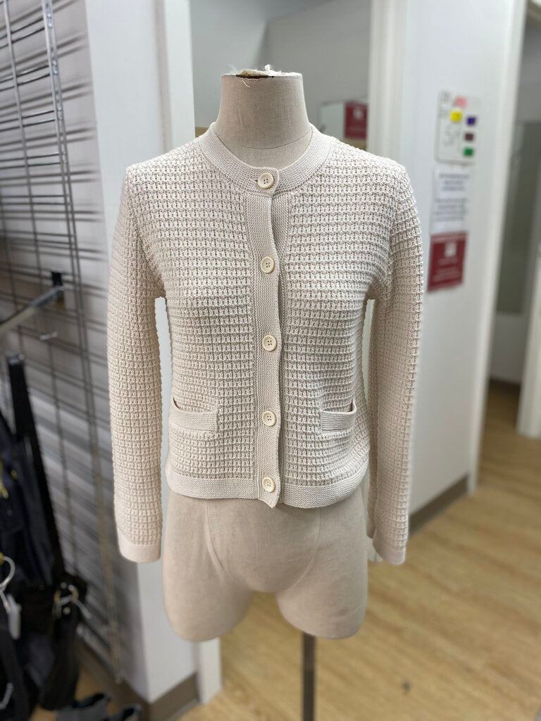 Uniqlo button cardi XS