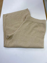 Load image into Gallery viewer, Roots waffle knit pull on pants NWT XL
