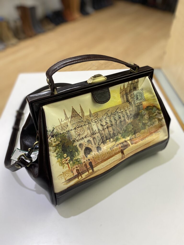 Patricia Nash frame handbag