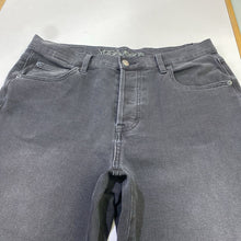 Load image into Gallery viewer, Second Yoga Jeans 31
