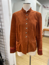 Load image into Gallery viewer, Danier suede jacket XL
