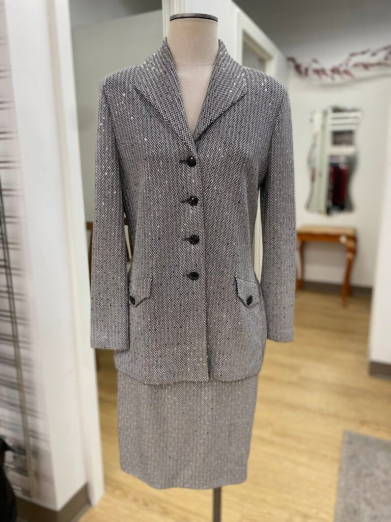 St. John vintage wool/blend metallic suit 8