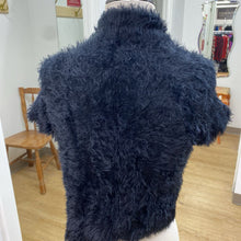 Load image into Gallery viewer, CHETTA B faux fur vest XS
