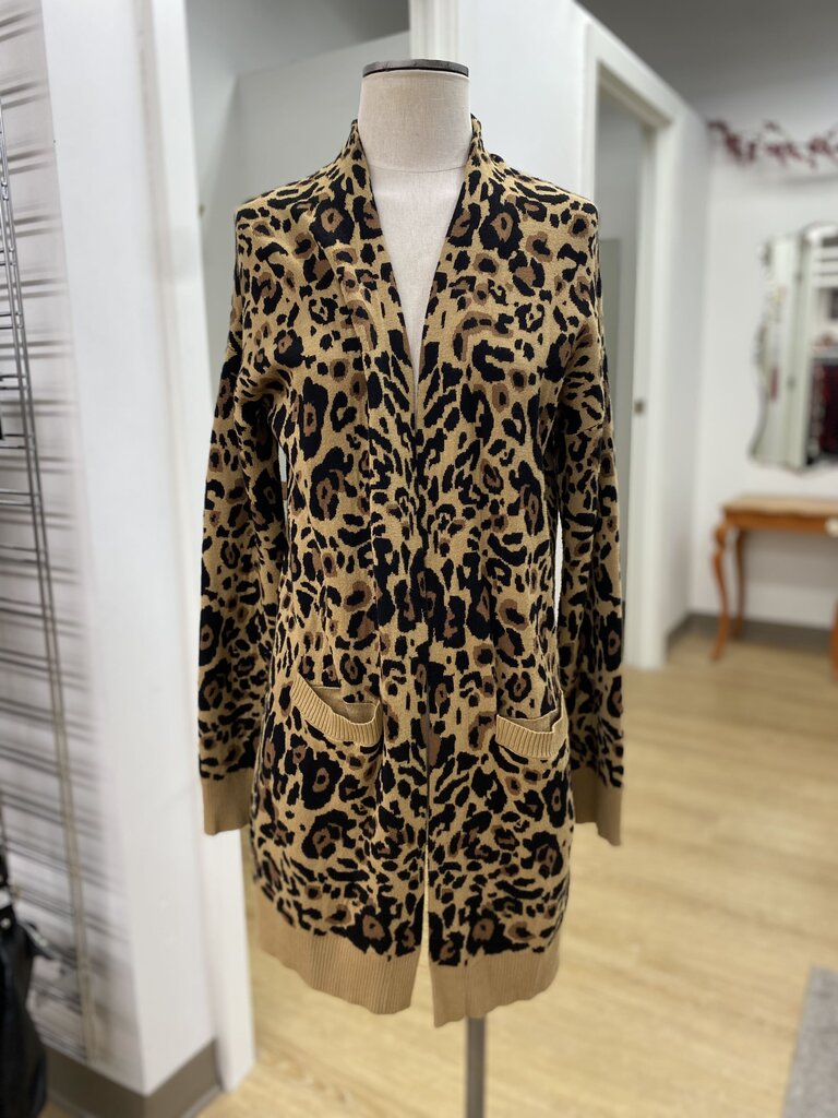Melanie Lyne leopard print sweater S