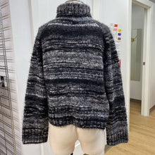 Load image into Gallery viewer, Babaton sweater S
