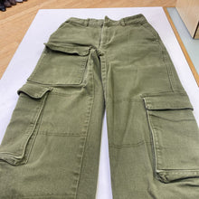 Load image into Gallery viewer, TNA cargo pants 4
