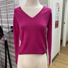 Load image into Gallery viewer, Banana Republic merino wool knit top XS NWT
