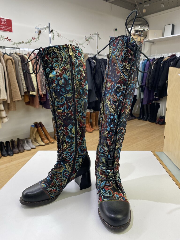 L'Artiste leather/embroisered satin tall boots 37