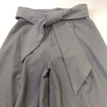 Load image into Gallery viewer, Club Monaco belted pants 00
