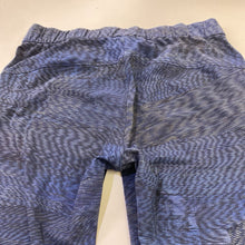 Load image into Gallery viewer, Lululemon pleated pants 10
