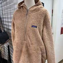 Load image into Gallery viewer, Patagonia teddy 1/2 zip pullover L
