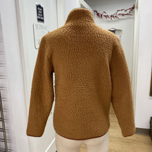 Load image into Gallery viewer, Patagonia fleece sweater XS
