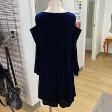 Load image into Gallery viewer, Lauren Ralph Lauren cold shoulder velour dress 12
