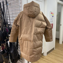 Load image into Gallery viewer, JNBY puffy coat XS
