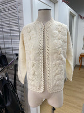Load image into Gallery viewer, Made on China vintage sweater 38
