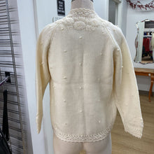 Load image into Gallery viewer, Made on China vintage sweater 38
