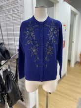 Load image into Gallery viewer, Made on China vintage sweater 38
