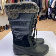 Load image into Gallery viewer, The North Face winter boots NWOT 8
