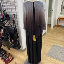 Load image into Gallery viewer, Laura evening dress NWT 14 Plus

