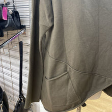 Load image into Gallery viewer, Charlie B soft knit top NWT XL
