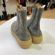 Load image into Gallery viewer, EL Natura Lista Suede boots 41
