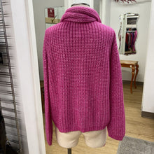 Load image into Gallery viewer, Poles Maison Montagut baby alpaca/blend sweater w scarf L
