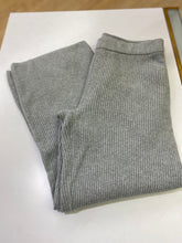 Load image into Gallery viewer, Gap knit cotton/blend pants L
