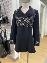Load image into Gallery viewer, Bellandi &amp; Mallia Wool &amp; Cashmere coat 10
