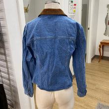 Load image into Gallery viewer, Old School suede collar denim top 4
