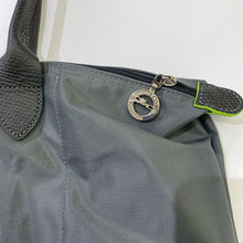 Load image into Gallery viewer, Longchamp large handbag
