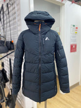 Load image into Gallery viewer, Orage quilted winter coat S
