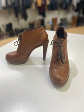 Load image into Gallery viewer, Cole Haan heeled shoes 6

