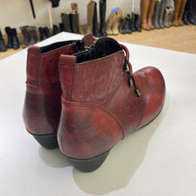 Load image into Gallery viewer, Remonte booties 42
