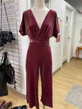 Load image into Gallery viewer, Lulus velour dress XS
